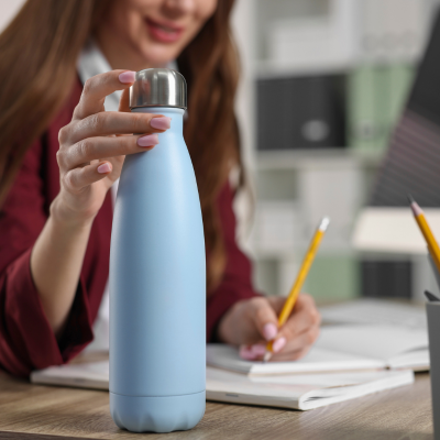 Choosing Reusable Water Bottles Over Single-Use Plastics