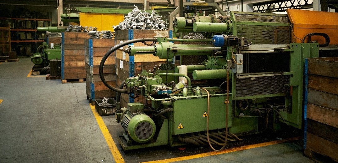 6 Signs to Replace Your Injection Molding Machine
